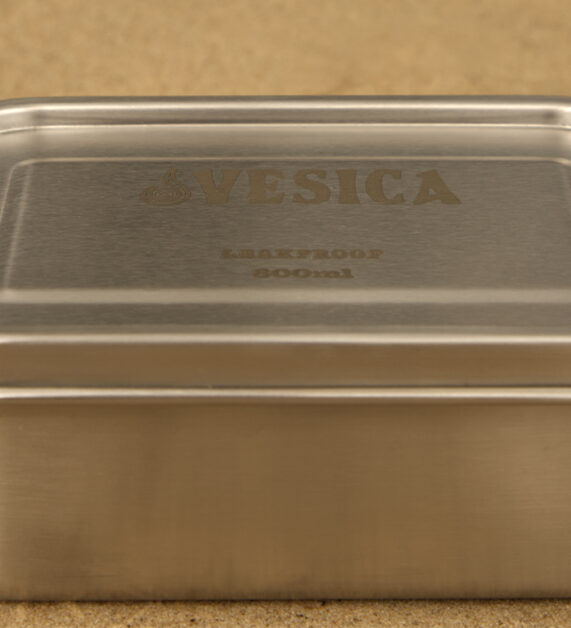 Small lunch box outdoor